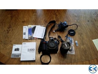 Brand new Nikon D300 camera Camera and lens in Brand new