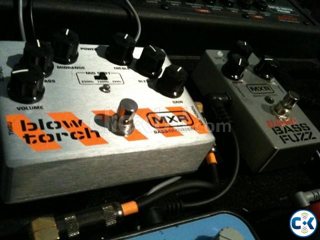 BASS Effect Pedal large image 0