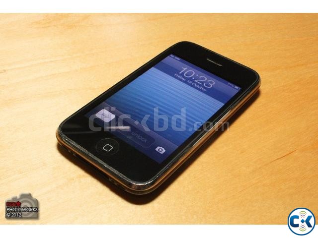 Iphone 3gs 16 GB black color with orginal cable large image 0