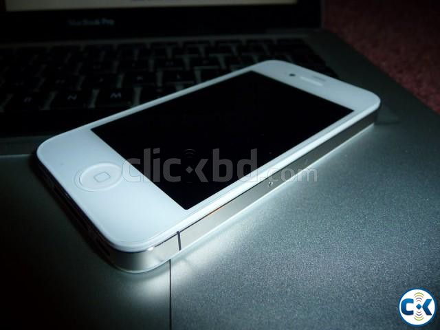 Iphone 4 16GB White Brand New condition large image 0