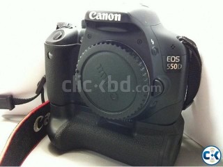 Canon 550D with 50mm and Vartical Grip