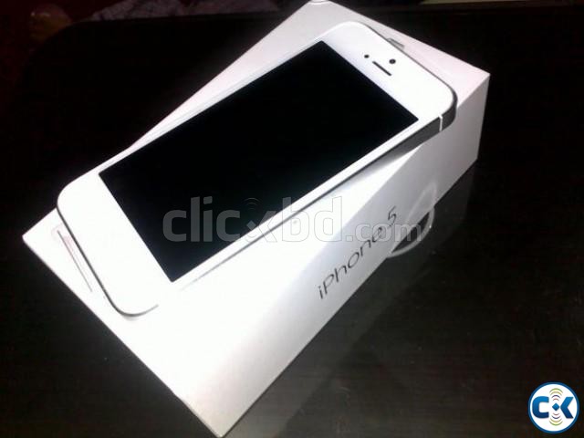 New Apple iPhone 5 64GB White large image 0