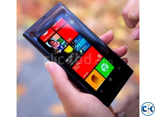 LUMIA 800 LIKE NEW WITH EVERYTHING..BLACK 16 GB.. large image 0