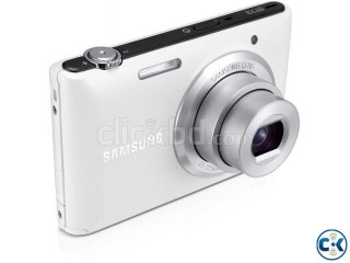 SAMSUNG ST72 Digital Camera