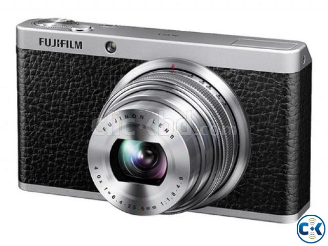 X Series FUJIFILM XF1 Digital Camera large image 0