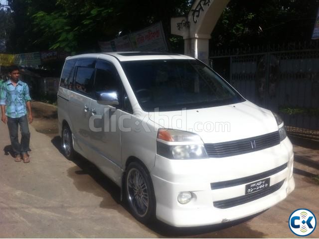 Toyota Voxy sport large image 0