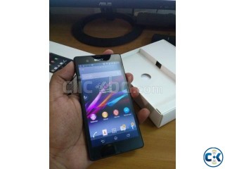 Sony Xperia Z 100 fresh internally pls see inside