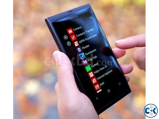 Brand New Nokia Lumia 800 windows phone large image 0