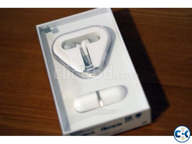 Original Apple In Ear Headphone Urgent Sell_Call 01199800157 large image 0