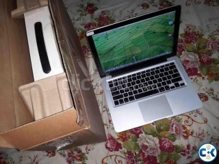 Macbook pro os x win 7 full box n recipt Mackbook pro 13