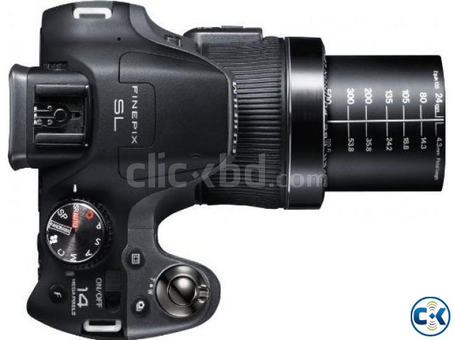 Fujifilm FinePix SL310 Semi-DSLR large image 0