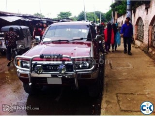 Hilux surf