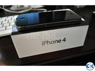 Apple iphone 4 16GB Black white Factory Unlock