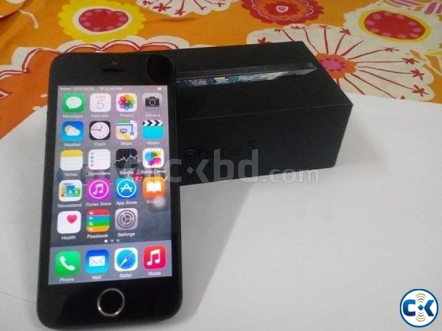 Apple iphone 5 16 GB Black Full Boxed large image 0