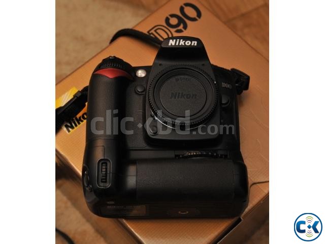 Nikon D90 with battery grip lens flash large image 0