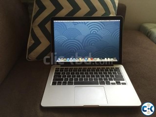 Apple MacBook Pro 13.3 i5 8GB RAM 640 gb