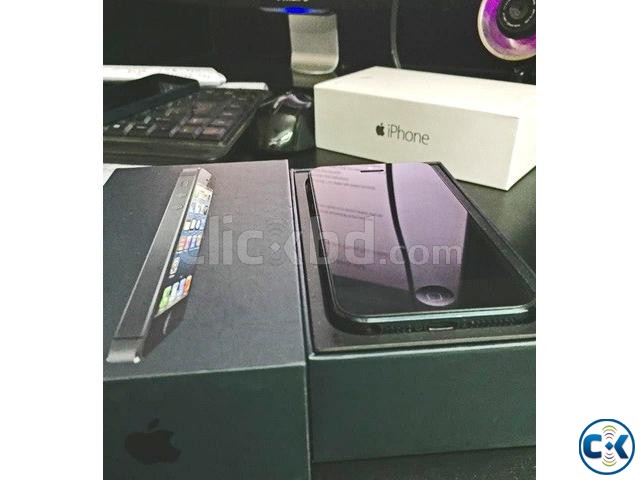 Brand New iPhone 5 Black 16GB large image 0