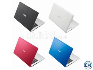 ASUS X200MA-N3540 11.6 Pentium Quad Core Netbook