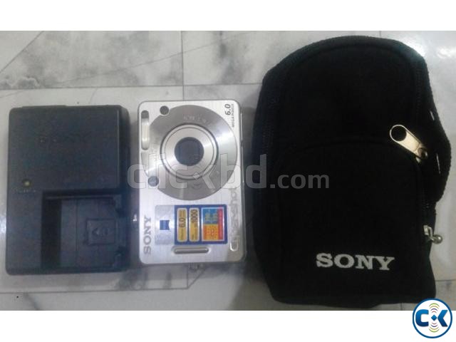 Sony Cybershot DSC-W50 Digital Camera large image 0