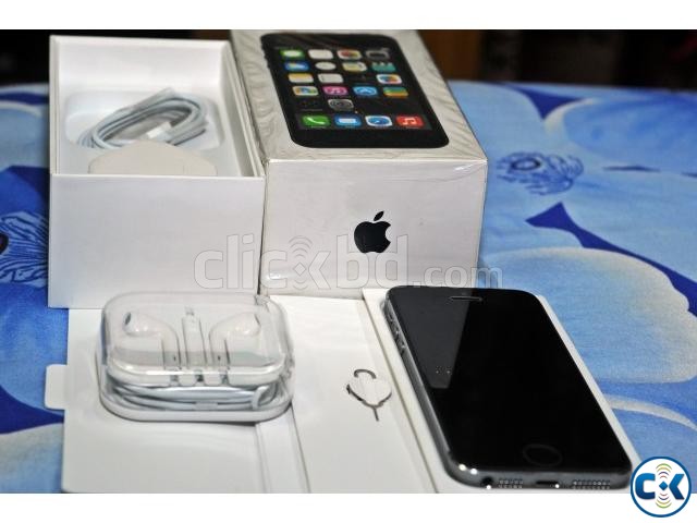 I PHONE 5S GRAY BOXED FRESH PRODUCT. large image 0