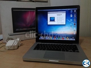 Macbook Pro 13 Inch 2.26GHz 4GB RAM NVIDIA 9400M 256MB