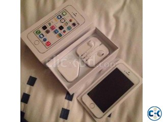 Brand New Looks Unlockd iPhone 5s 64GB White Box