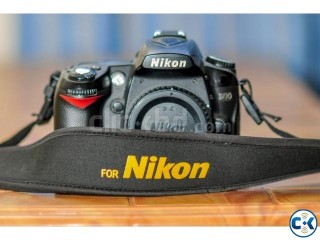 Nikon D90 DSLR Camera Only Body