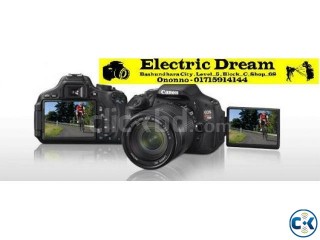 Canon 600D with 18-55 III...ELECTRIC DREAM .