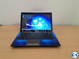 ASUS Laptop Win 8.1 6GB Ram