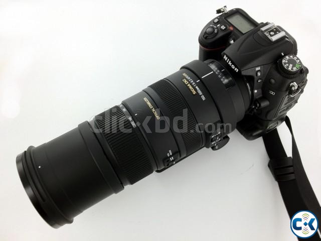 Nikon D7000 with 18-55mm Lens Grip large image 0