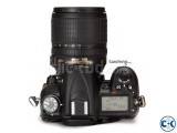 Nikon SLR D7000 with DX lens 18-105