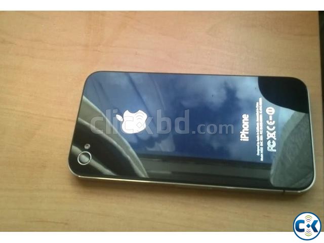 iPHONE 4 8GB Brand New large image 0