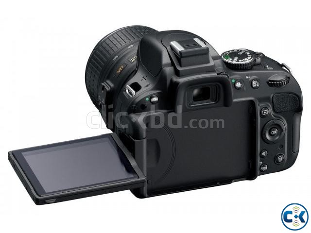 Nikon D5100 18-55 55-300mm lens etc large image 0