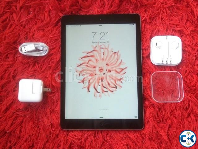 Apple iPad Air with 32GB WiFi 4g Gray large image 0