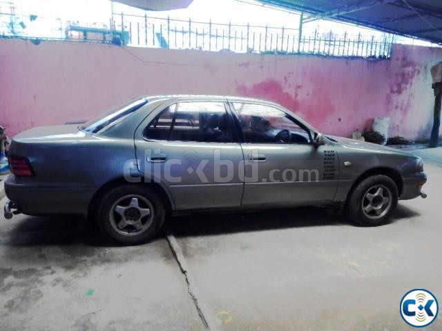 Toyota Camry -92 with CNG large image 0