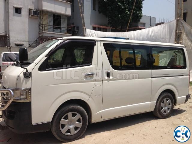 Toyota HiAce Regius 2008 large image 0