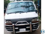 Toyota hi ace