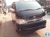 TOYOTA HIACE SUPER GL 2010