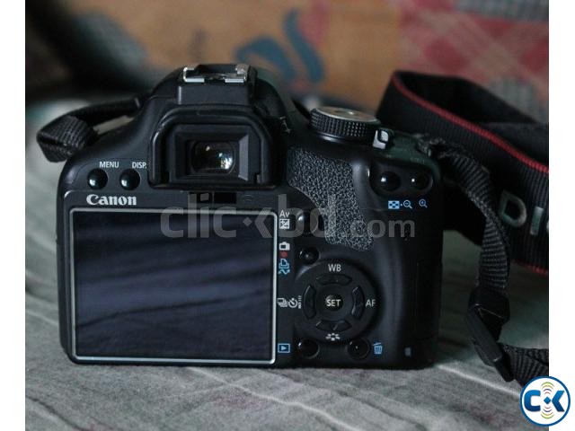 Canon eos 500D kiss x3 with 28-200mm tamron lens large image 0