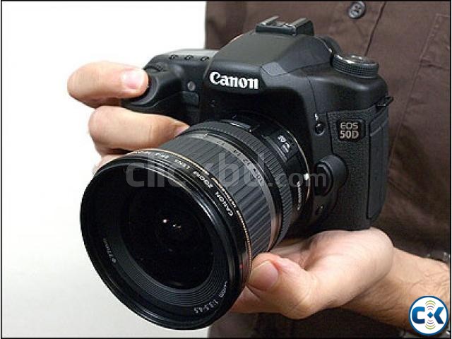 Canon 50D with 18-200mm lens large image 0