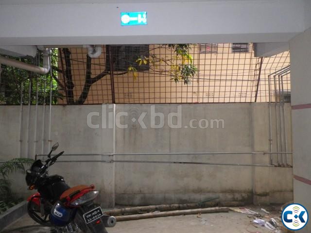 Urgent Flat Sale Private and Secure large image 0