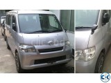 Town Ace GL Package Silver Color 8 Seats 10