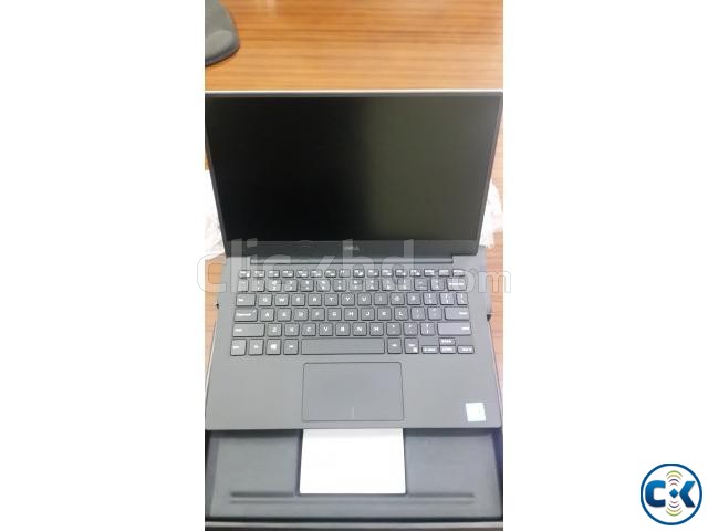 XPS 13 9350 with Full HD infinity display large image 0