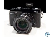 Fuji XE1 with 16-50 Lens