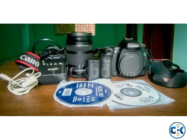 Canon EOS 70D with 18-135mm Lens large image 0