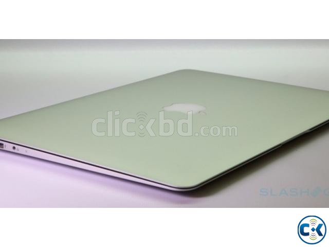 MacBook Air 13 inch Mid 2011  large image 0