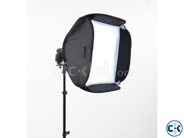 Softbox 80x80cm with Flash Holder large image 0