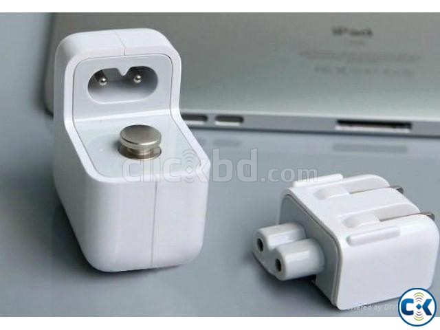 Apple 10W USB Power Adapter fr iPad iPhone iPod large image 0