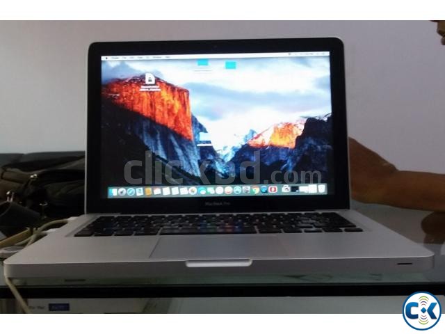 MacBook Pro 13Inch Core i5 large image 0