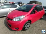 TOYOTA VITZ JEWELA 2011